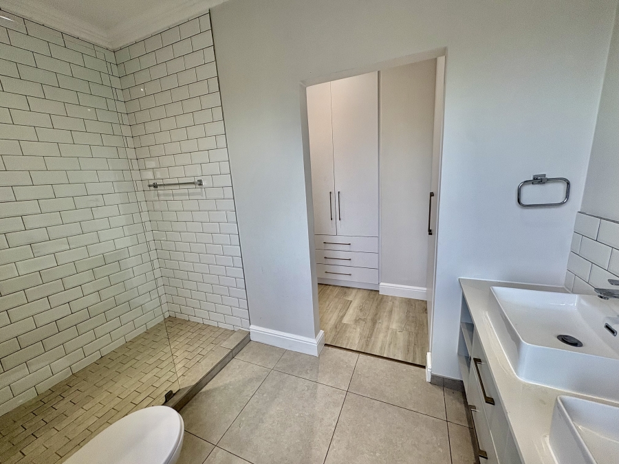 4 Bedroom Property for Sale in Sandown Western Cape
